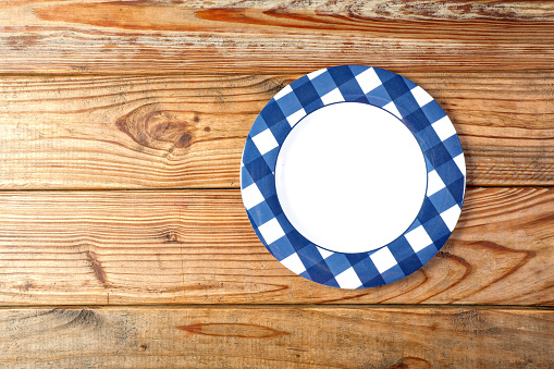 Empty plate on table