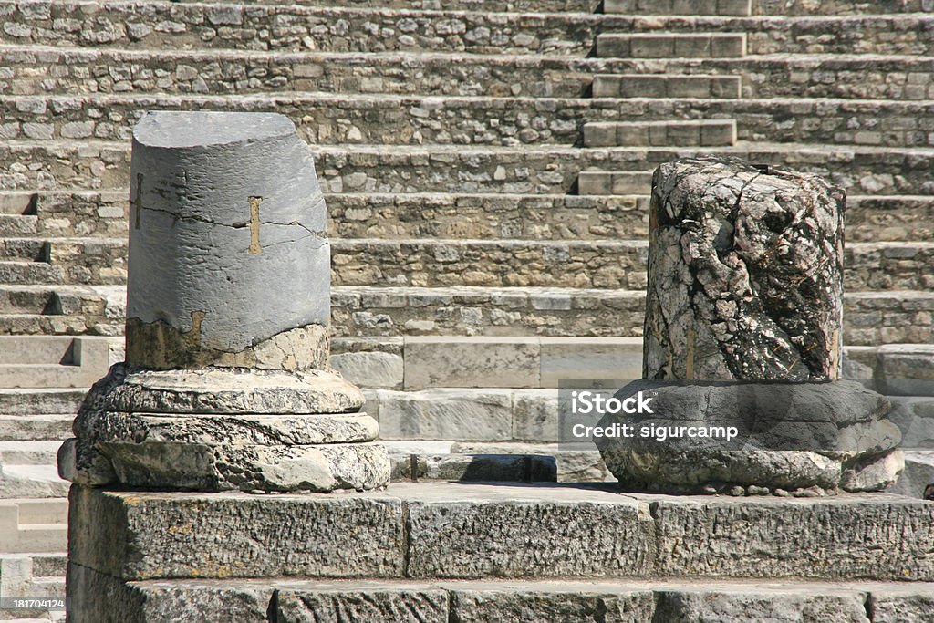 Le antiche rovine romane di Arles, Francia. - Foto stock royalty-free di Ambientazione esterna