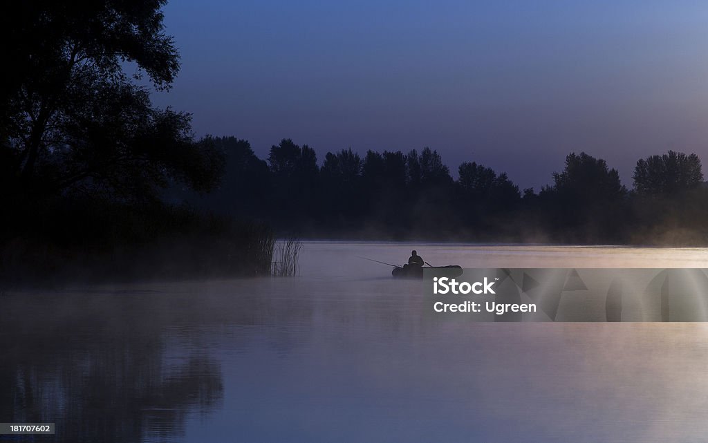 Morgen Angeln - Lizenzfrei Auf dem Wasser treiben Stock-Foto