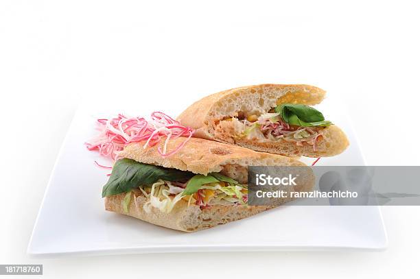 Sándwich De Cangrejo Con Verduras Foto de stock y más banco de imágenes de Alimento - Alimento, Bocadillo, Bocadillo submarino