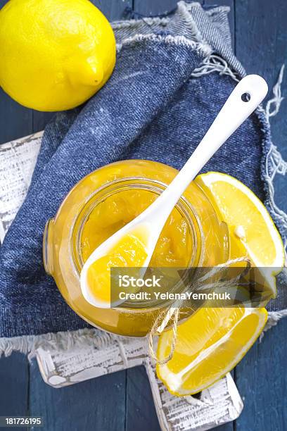 Photo libre de droit de Confiture De Citron banque d'images et plus d'images libres de droit de Crème au citron - Pâte à tartiner - Crème au citron - Pâte à tartiner, Cuillère, Acide ascorbique