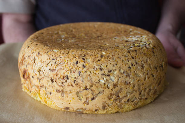 bread with sunflower seeds - sesame cooking oil premium organic imagens e fotografias de stock