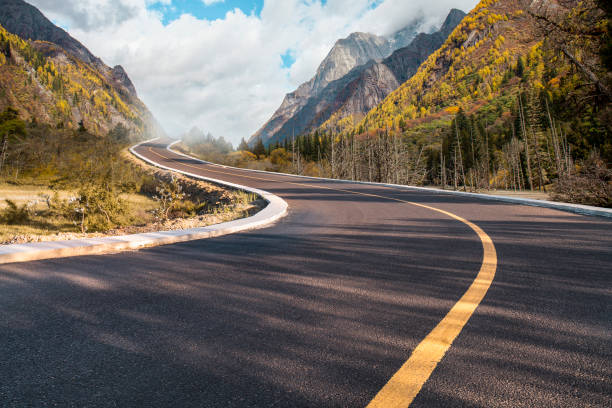 istock Mountain Road in Autumn 1817568329