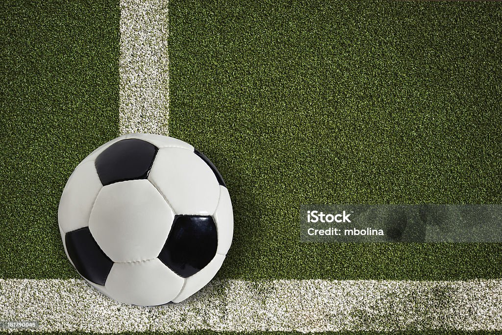 Fußball auf dem grünen Feld - Lizenzfrei Ansicht aus erhöhter Perspektive Stock-Foto