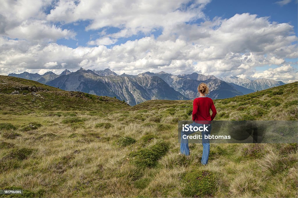 Vista a las montañas - Foto de stock de Actividad libre de derechos