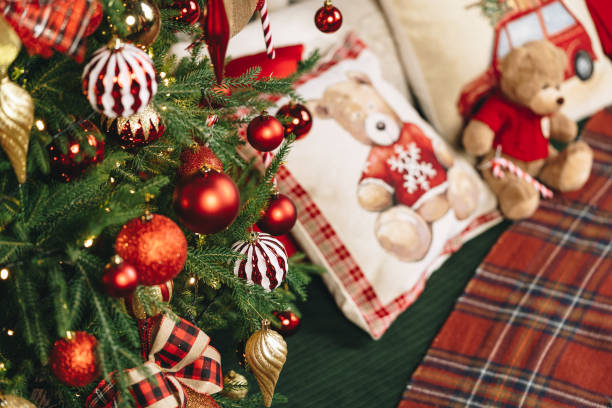 istock Teddy bear on bed with pillows for Christmas decoration 1817983386