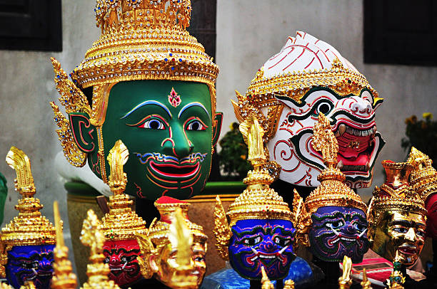 istock actor's mask of Thai  dance 181798678