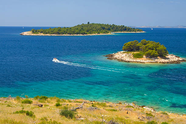 istock Panoramic views of the croatian coast, Dalmatia 181798710