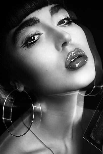 istock Fashion young brunette model 181810239