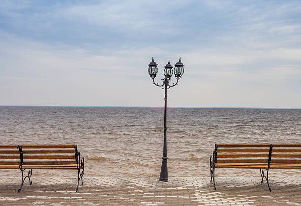 istock Autumn embankment Kiev Sea 181815541