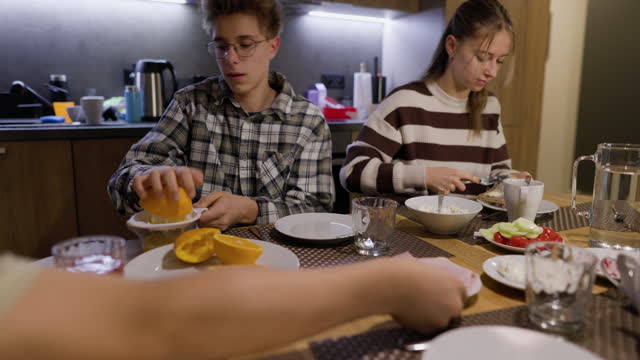 Teenagers having a healthy breakfast