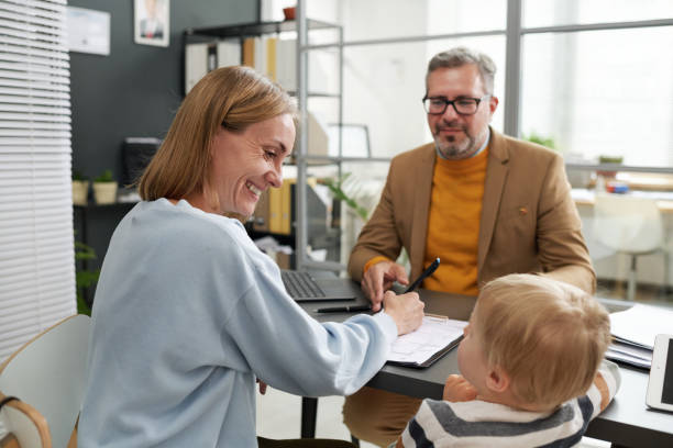 istock Woman filing application for maternity leave 1818414038