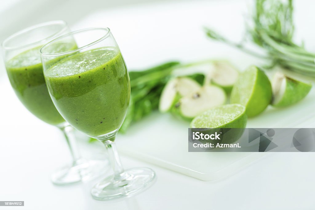 Verde sano Frullato alla - Foto stock royalty-free di Alimentazione sana