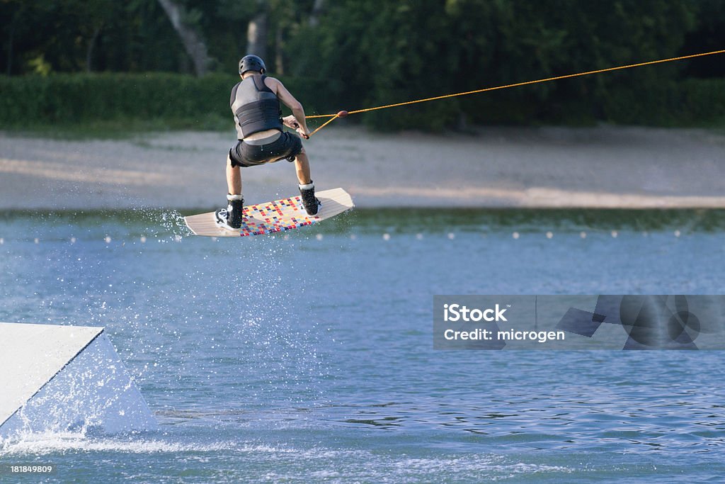 De surf stunt - Foto de stock de Esquí acuático libre de derechos
