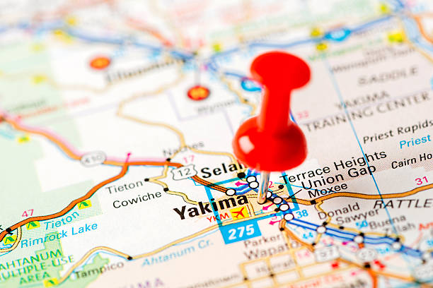 istock US capital cities on map series: Yakima, WA 181850473