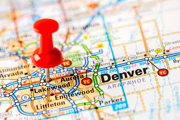 istock US capital cities on map series: Denver, CO 181852718
