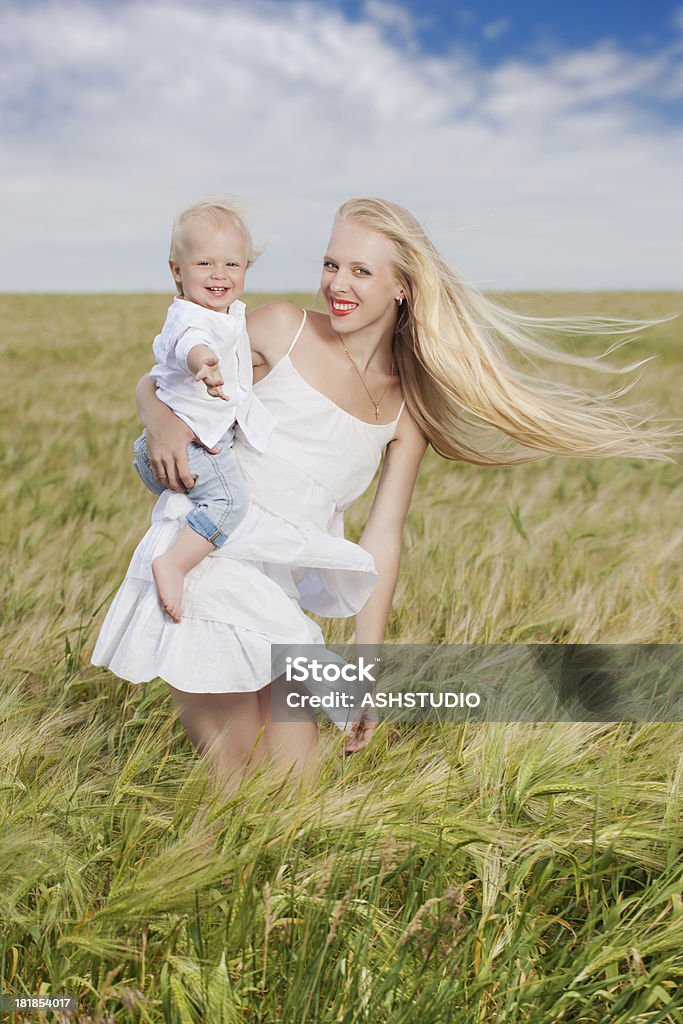 Feliz Mãe e filho - Foto de stock de 12-23 meses royalty-free