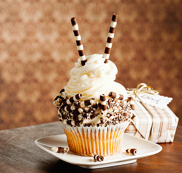 istock Gourmet Cupcake and Gift for Dad 181856251