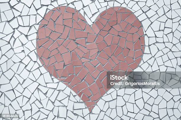 분할촬영 심장 모자이크에 대한 스톡 사진 및 기타 이미지 - 모자이크, 하트 모양, 0명