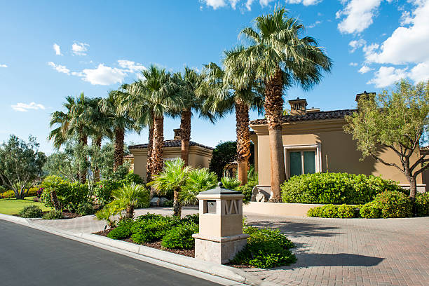 maisons de campagne club - lawn desert golf california photos et images de collection