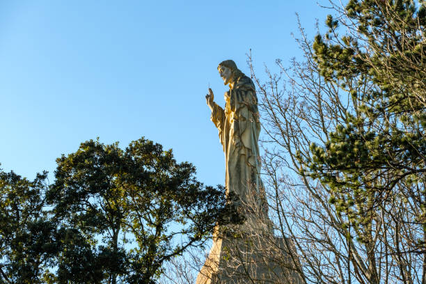 istock Statue of Jesus 1818590488