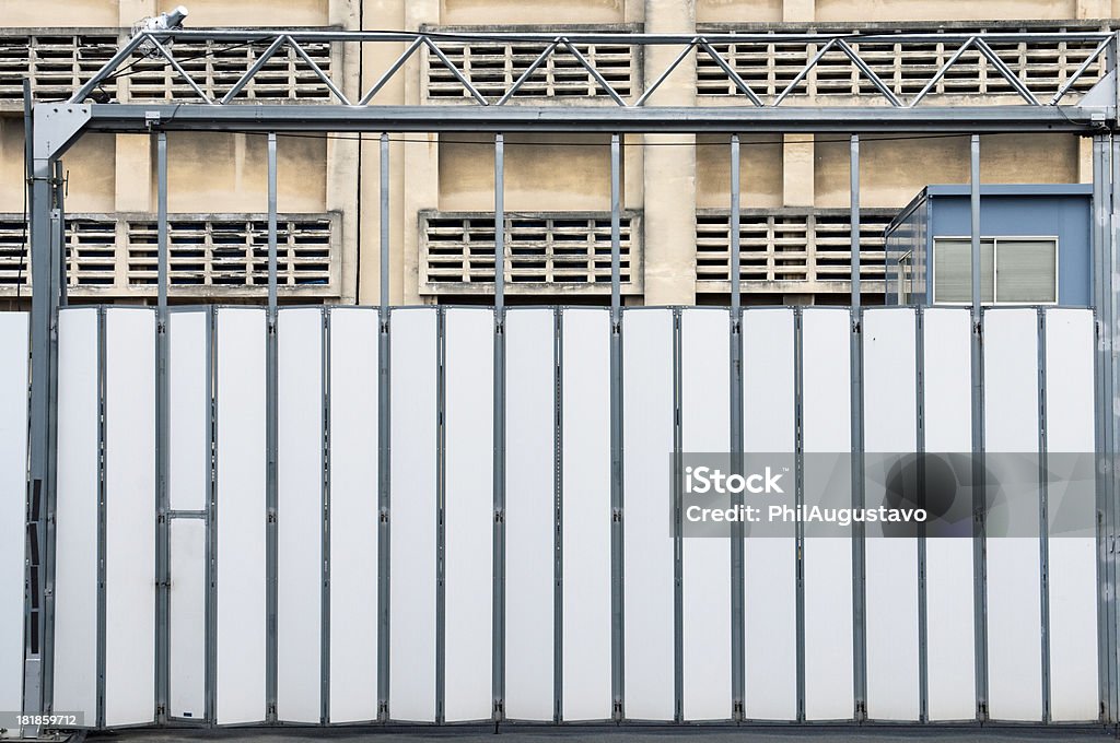 Main Tore zum Gefängnis in der japanischen Stadt Osaka - Lizenzfrei Gefängnis Stock-Foto