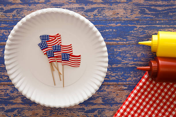 american patriótica estadounidense ambiente - napkin american flag holiday fourth of july fotografías e imágenes de stock