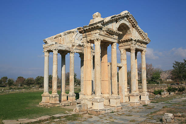 istock TheTetrapylon (huge gate) at Aphrodisias 181860944