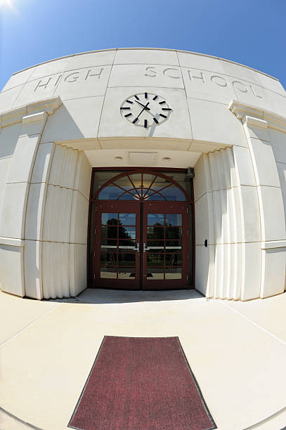 istock High school entrance 181861029