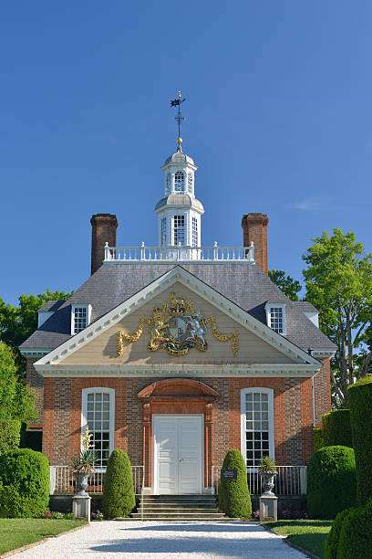 istock Governor's Palace in Williamsburg 181861314