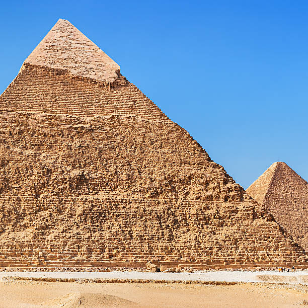 wielkie piramidy w egipcie, giza — - pyramid of mycerinus pyramid great pyramid giza zdjęcia i obrazy z banku zdjęć