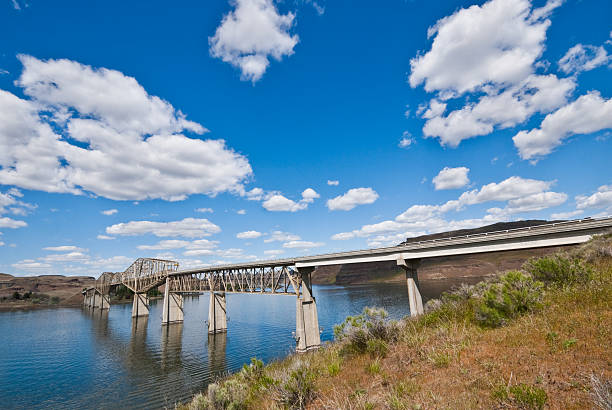 istock Historic Bridge Across the Snake River 181864031