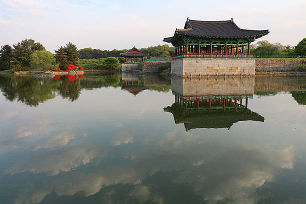 istock Anapji Pond Gyeongju South Korea 181866484