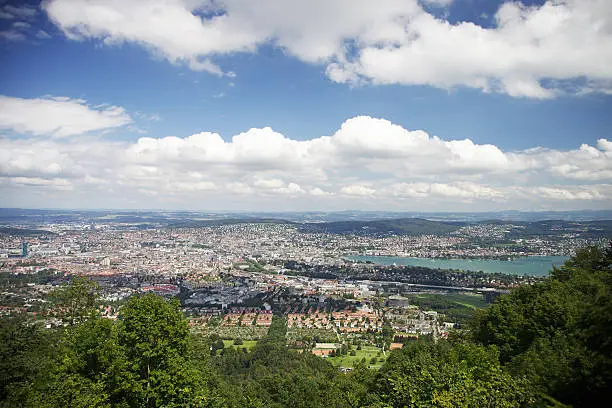 Aerial view of Zurich from Üetliberg.