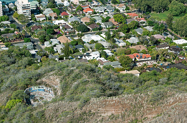 neighorhood のダイヤモンドヘッド、ホノルル高 - honolulu community residential district city ストックフォトと画像