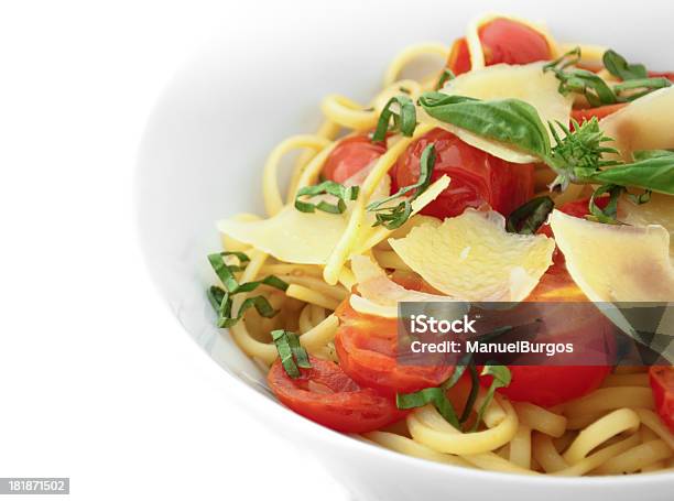 Foto de Massa Vegetariano e mais fotos de stock de Brilhante - Luminosidade - Brilhante - Luminosidade, Comida, Comida Pronta