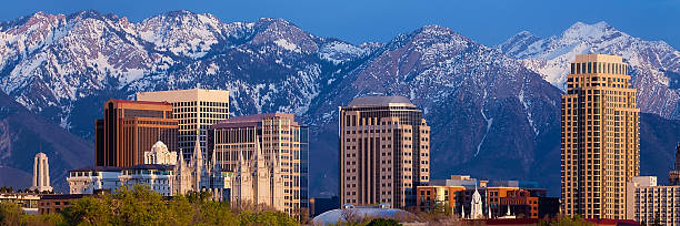 istock Salt Lake City, Utah, USA Skyline Web Rectangle Panorama 181872092