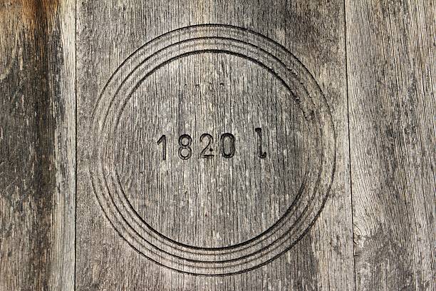 istock Cutout of a wine barrel front 181873688