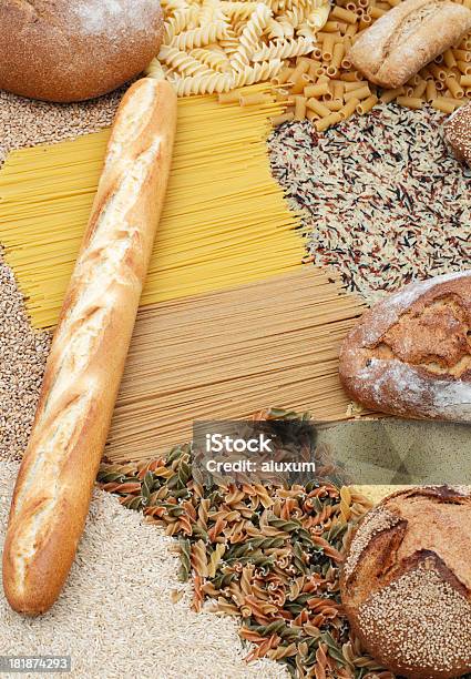 Carboidrati - Fotografie stock e altre immagini di Pane - Pane, Pasta, Riso - Alimento di base