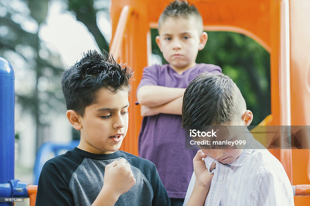 bullies über den punch Jungen - Lizenzfrei 10-11 Jahre Stock-Foto