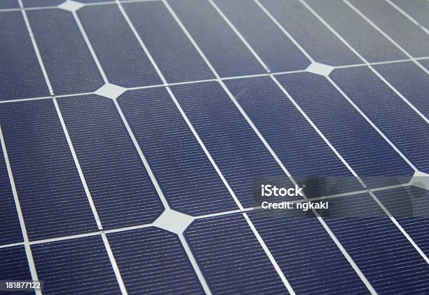 Painel Solar - Fotografias de stock e mais imagens de Painel de Controlo - Painel de Controlo, Central de Energia Solar, Energia Solar