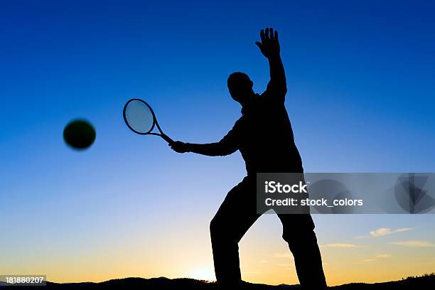 Jugador De Tenis De Silhouette Foto de stock y más banco de imágenes de Actividad - Actividad, Actividades recreativas, Actividades y técnicas de relajación