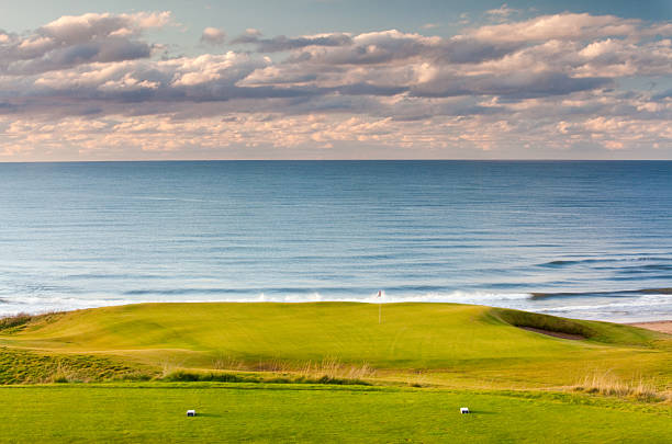 istock Beautiful Links Golf Course by the Sea 181880633