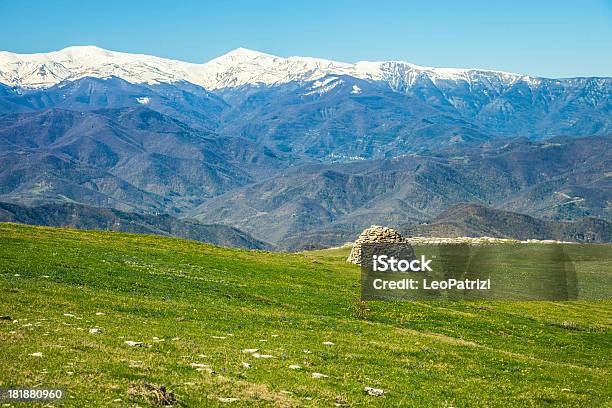 Montagne In Primavera Italiano - Fotografie stock e altre immagini di Ascoli Piceno - Ascoli Piceno, Monti Sibillini, Ambientazione esterna