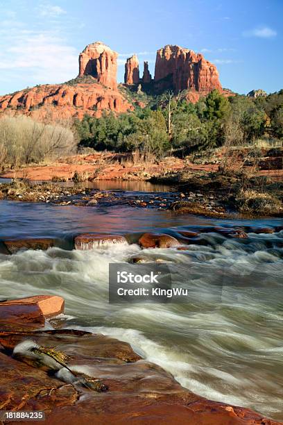 Cattedrale Rock - Fotografie stock e altre immagini di Cattedrale - Cattedrale, Sedona, Acqua