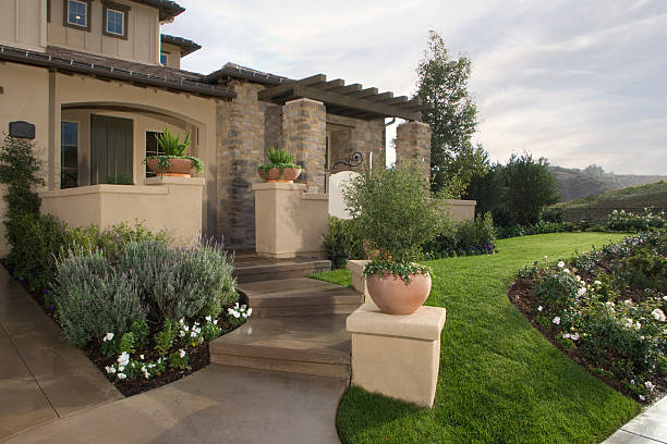 istock Landscape House Exterior Home Design 181887177