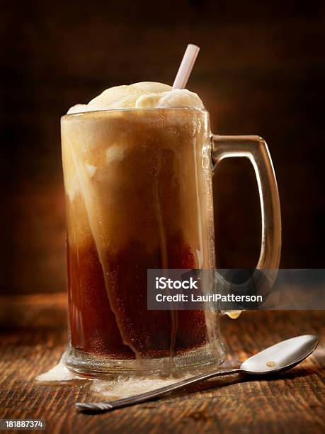 Rootbeer Float Stock Photo - Download Image Now - Root Beer Float, Cola, Cream - Dairy Product