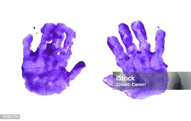 Foto de Bebês Crianças Pequenas Roxo Impressão Manual e mais fotos de stock de Marca da mão - Marca da mão, Fundo Branco, Arte