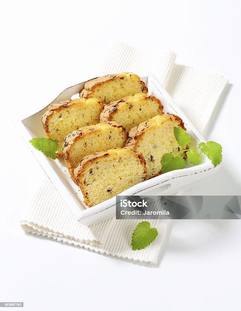 Tranches de délicieux gâteaux maison - Photo de Aliment libre de droits