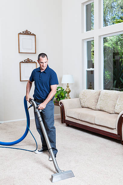istock Steam Cleaning Carpets 181887872